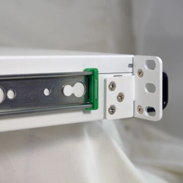 Netgate 8300 Rackmount Sliding Rail Kit 21-28 in.